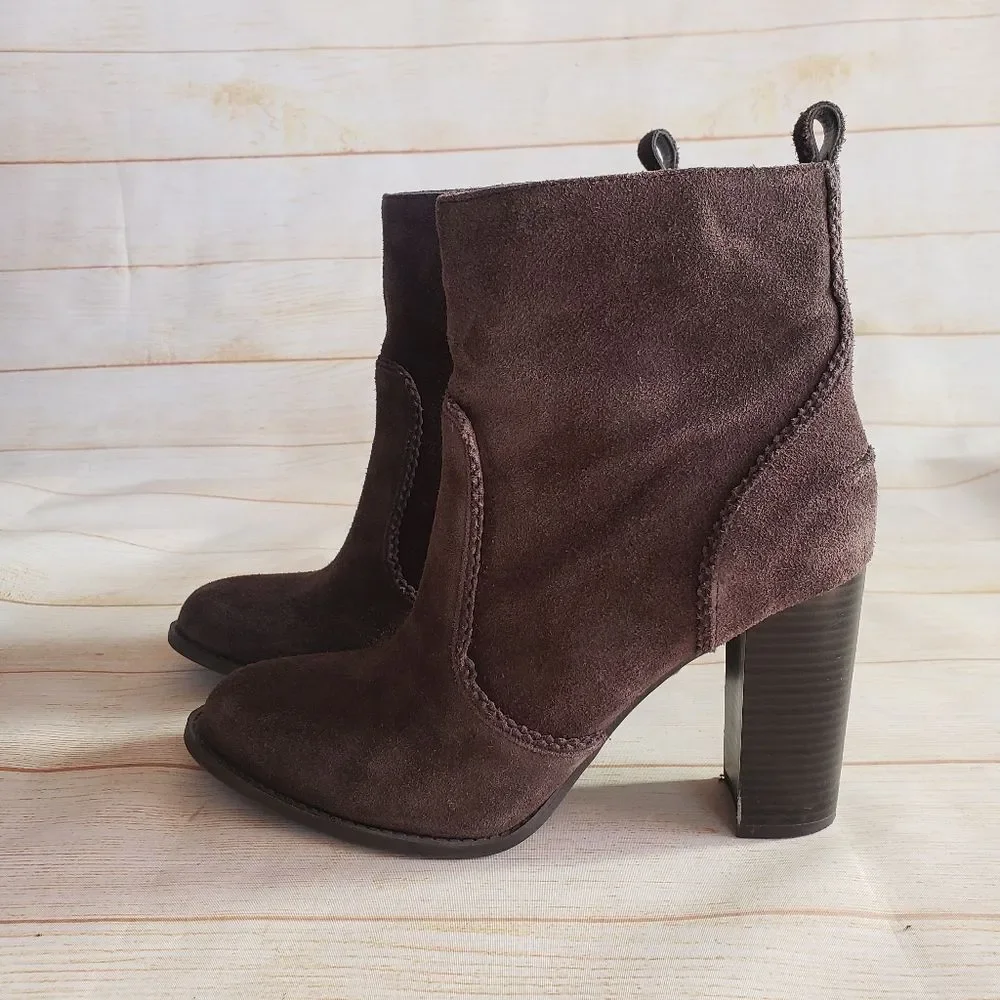 Nine West Suede Block Heel Almond Toe Ankle Boots Booties Dark Brown Size 8M